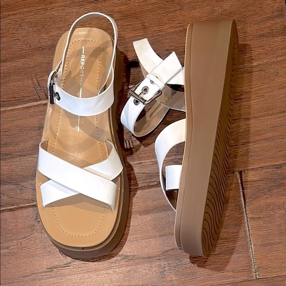 BRAND NEW! Size 9 2in REPORT White Platform Sandals - Picture 3 of 11